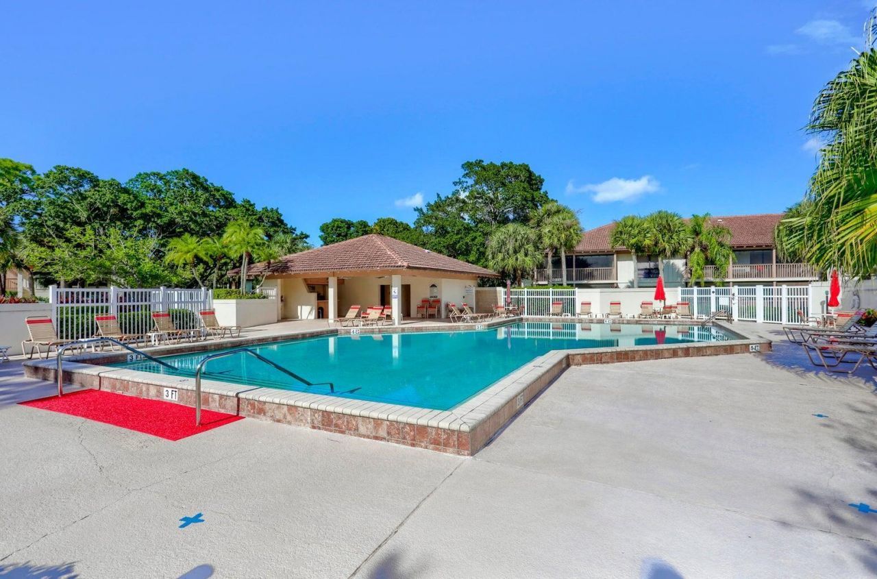 130 Brackenwood Road, Palm Beach Gardens, FL 33418 Photo