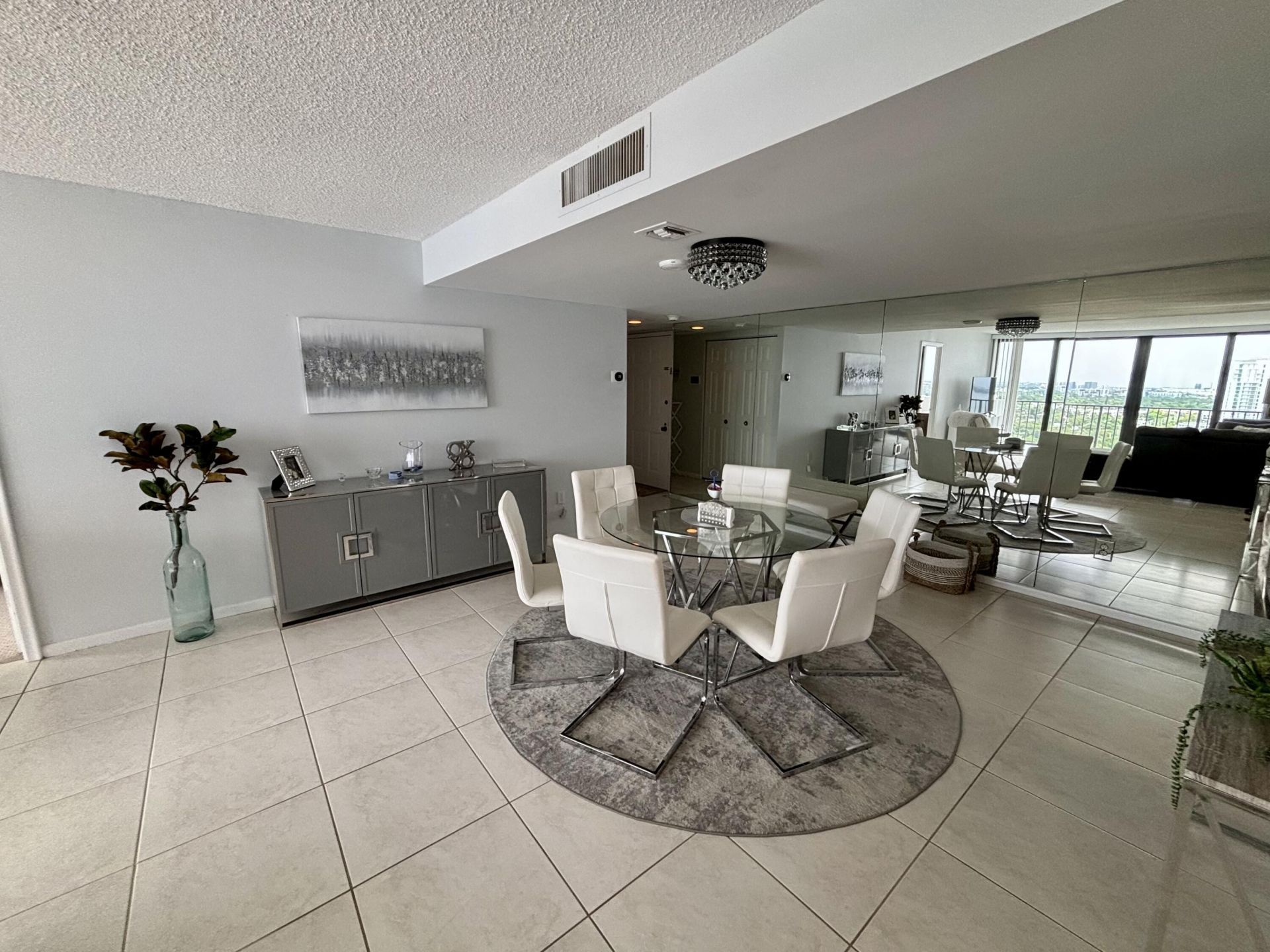 5600 N Flagler Drive, Unit 2105, West Palm Beach, FL 33407 Photo
