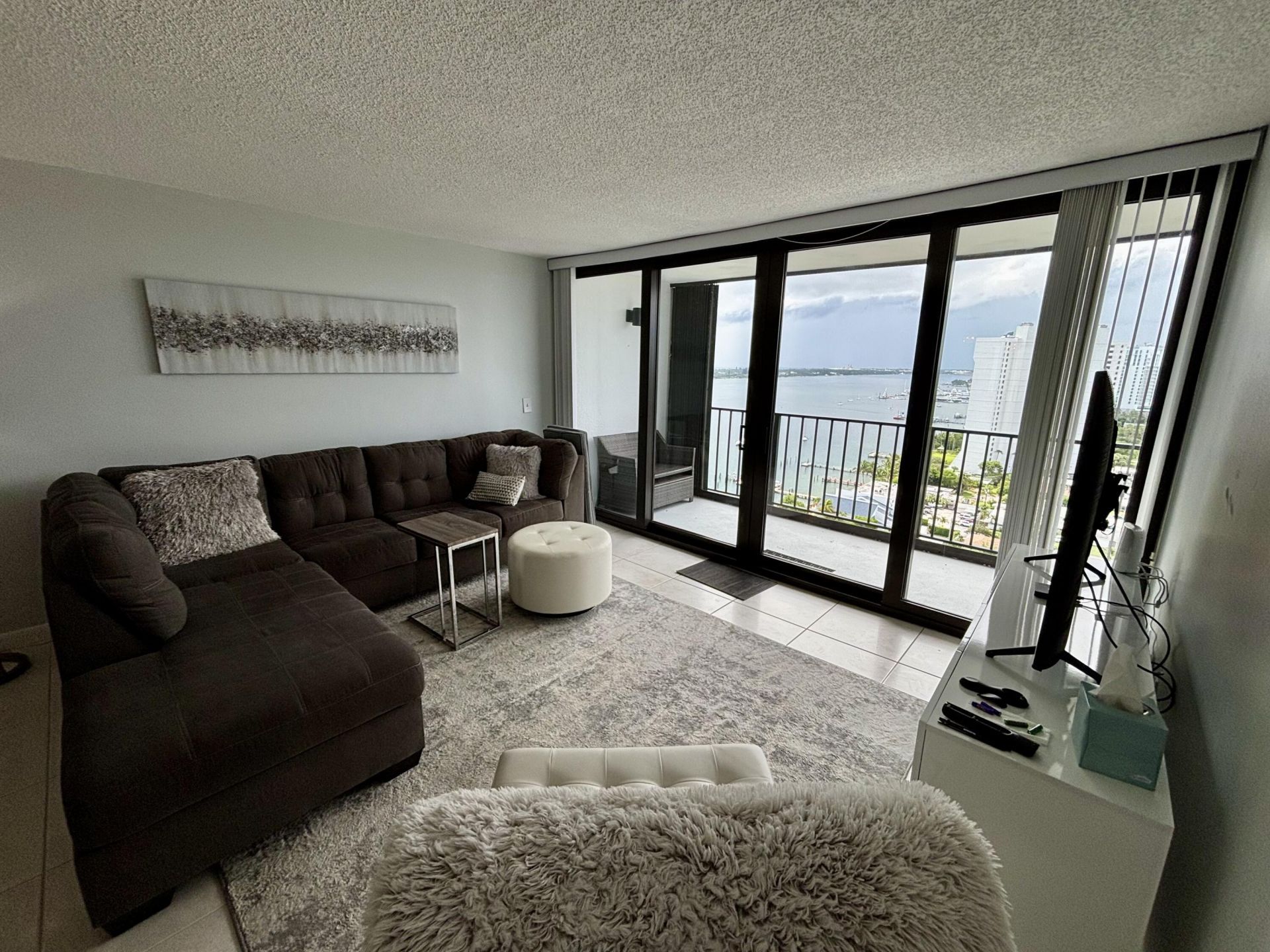 5600 N Flagler Drive, Unit 2105, West Palm Beach, FL 33407 Photo