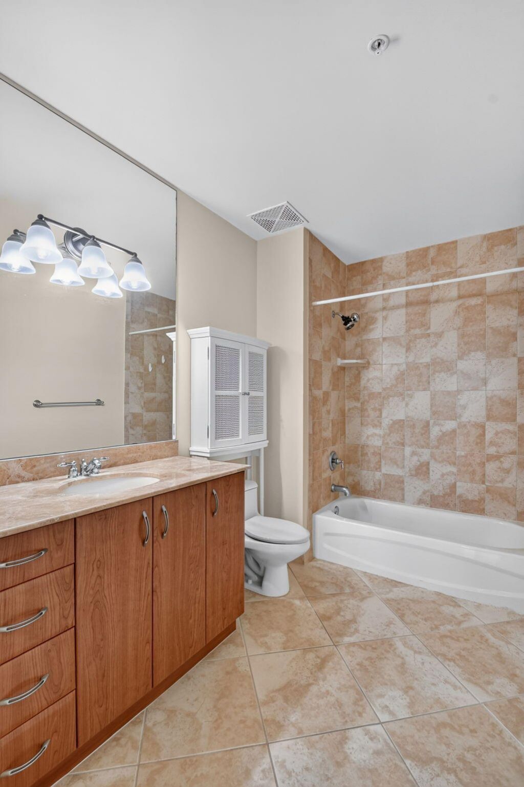 403 S Sapodilla Avenue, Unit 718, West Palm Beach, FL 33401 Photo