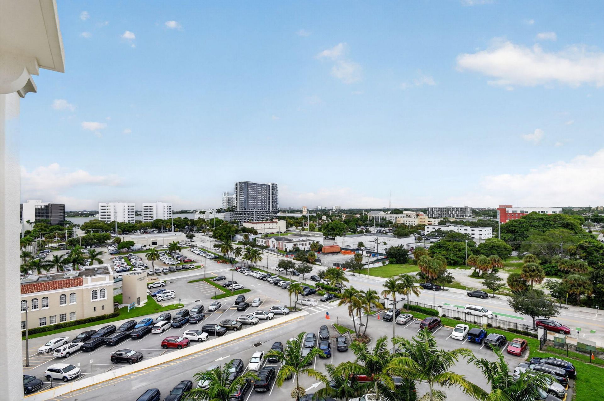 403 S Sapodilla Avenue, Unit 718, West Palm Beach, FL 33401 Photo