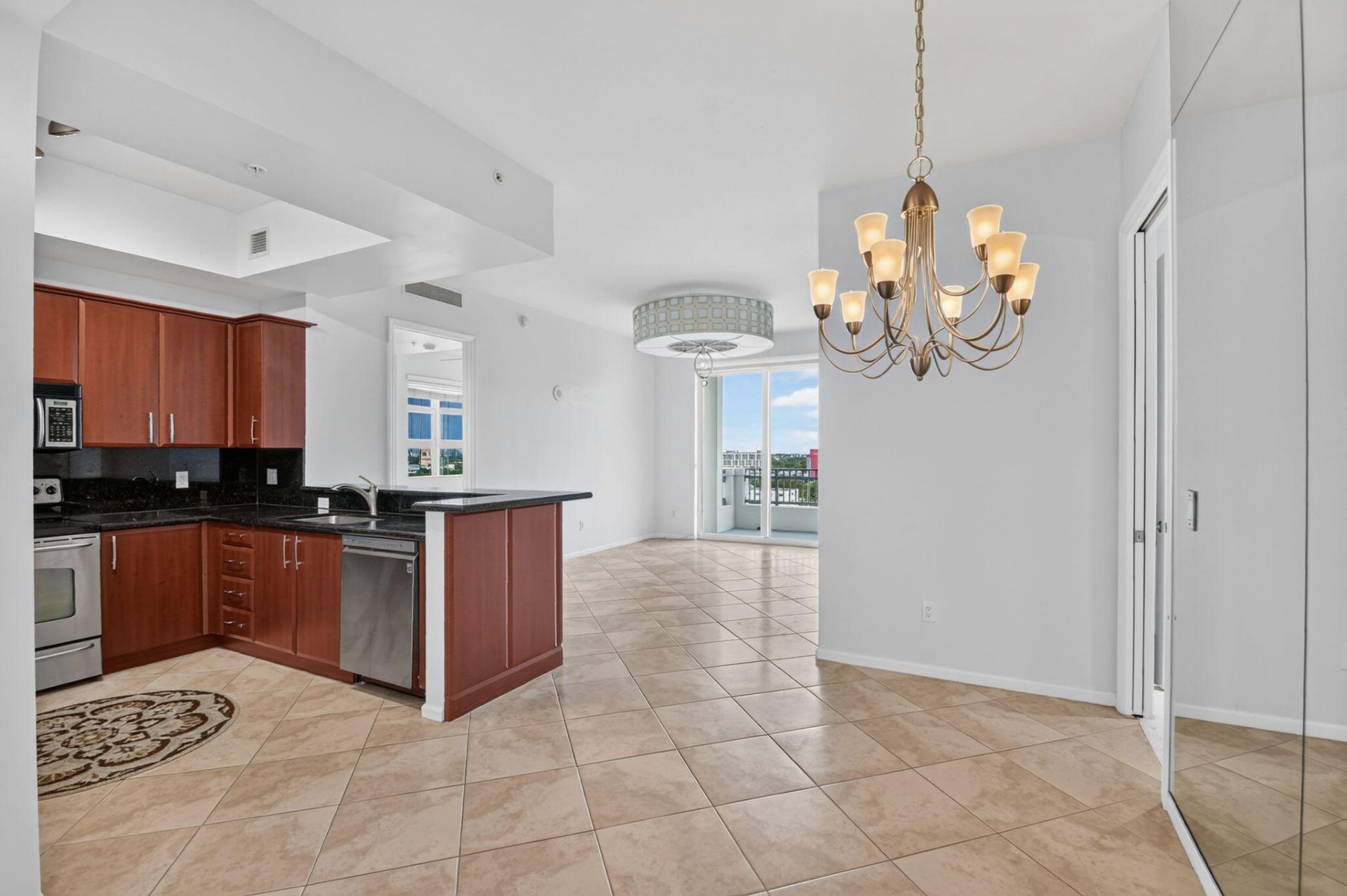 403 S Sapodilla Avenue, Unit 718, West Palm Beach, FL 33401 Photo
