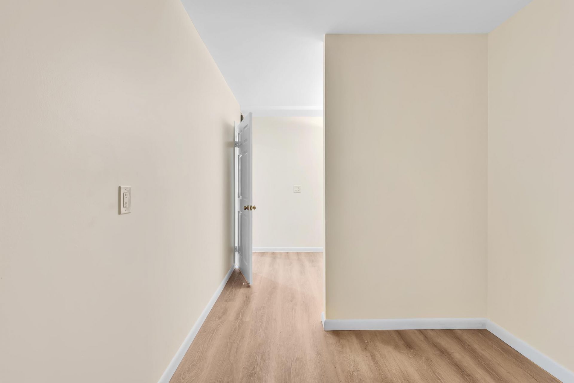 3650 Whitehall Drive, Unit 202, West Palm Beach, FL 33401 Photo