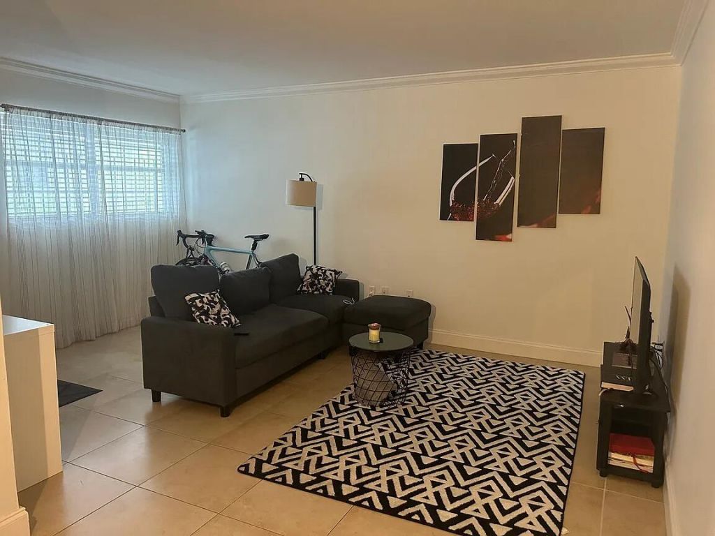 2496 SW 17th Avenue, Unit 5205, Miami, FL 33145 Photo