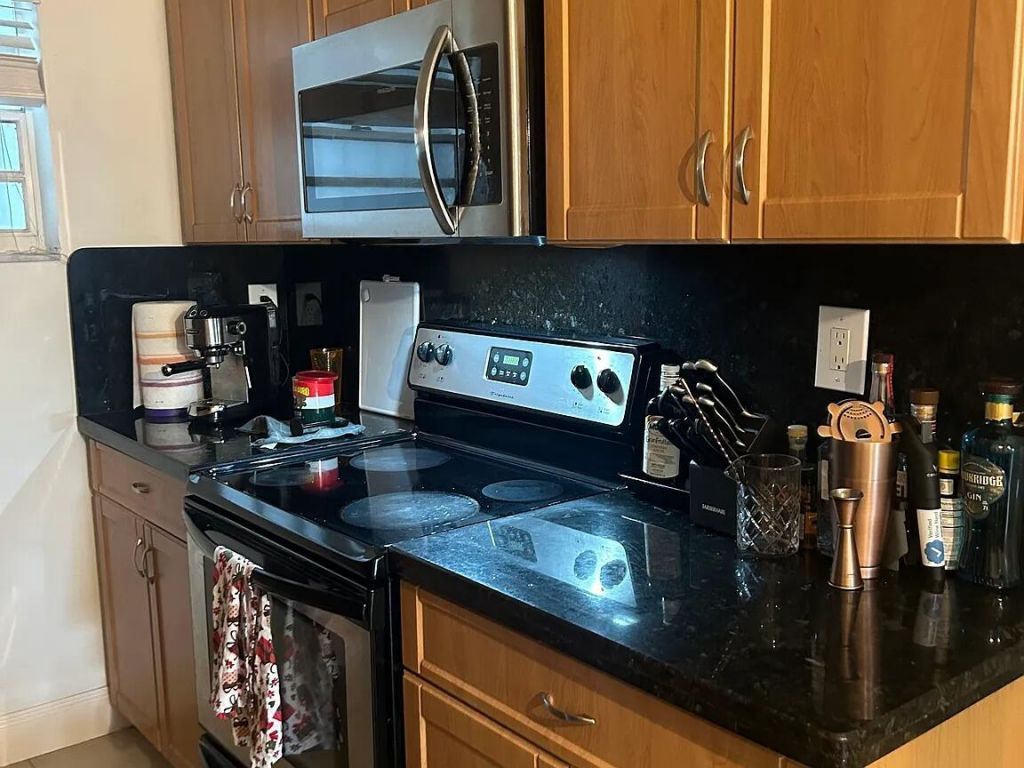 2496 SW 17th Avenue, Unit 5205, Miami, FL 33145 Photo