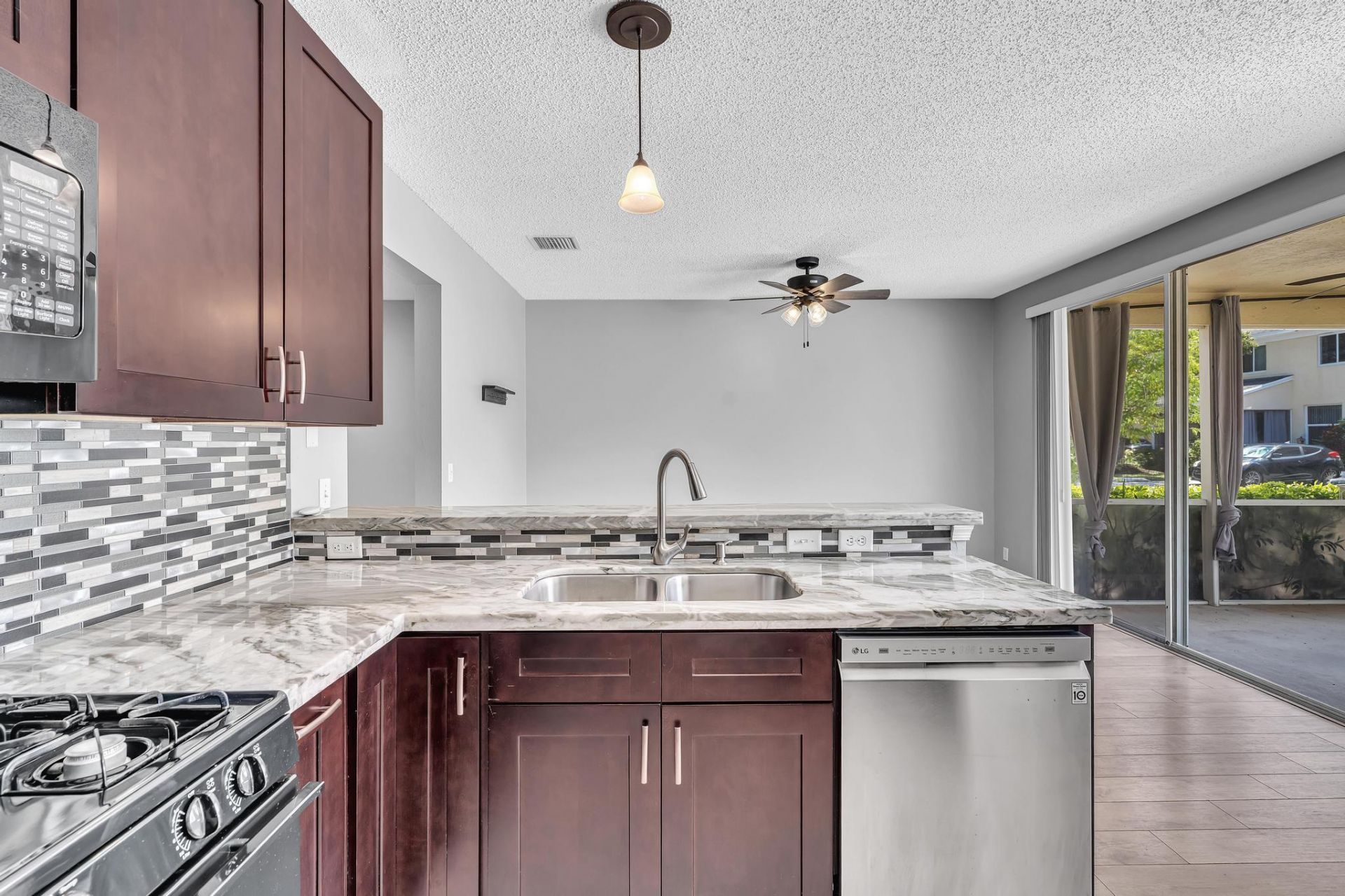 10881 Sea Hibiscus Lane, Tamarac, FL 33321 Photo