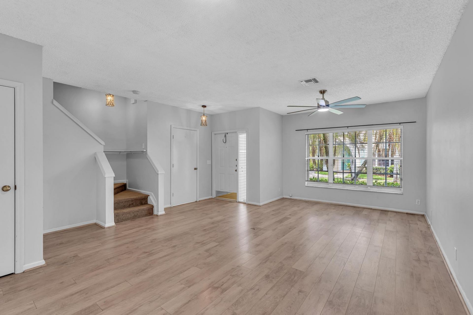10881 Sea Hibiscus Lane, Tamarac, FL 33321 Photo