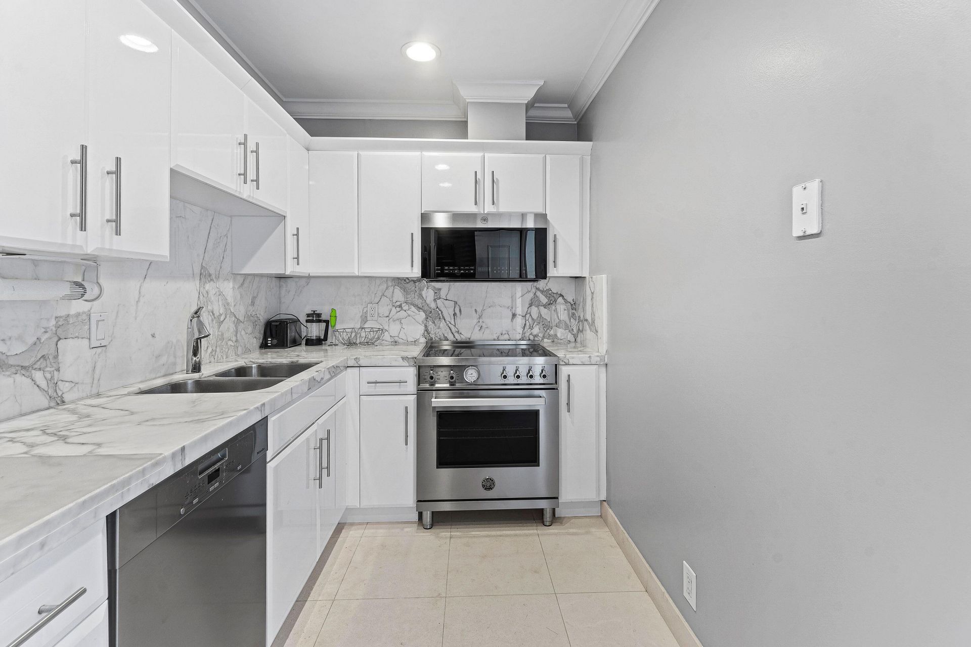 2275 S Ocean Boulevard, Unit 309A, Palm Beach, FL 33480 Photo