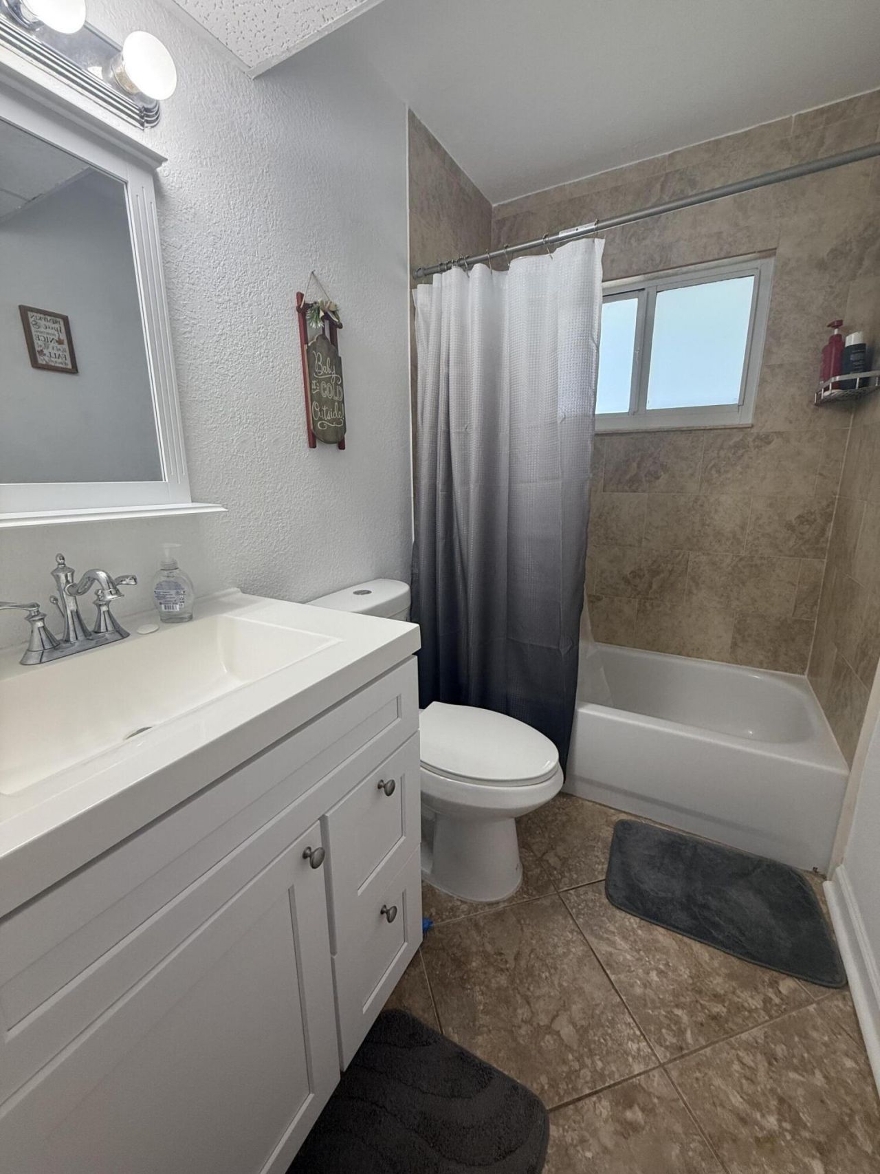 376 Saxony H, Delray Beach, FL 33484 Photo