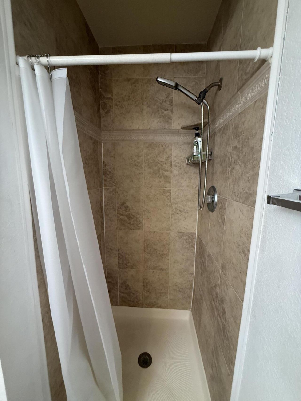 376 Saxony H, Delray Beach, FL 33484 Photo
