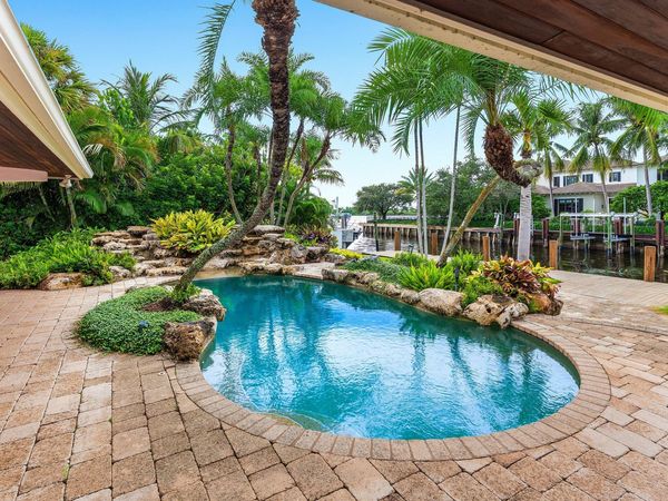 122 Marlin Drive, Ocean Ridge, FL 33435