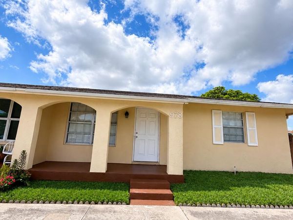 978 Sumter Road W, West Palm Beach, FL 33415