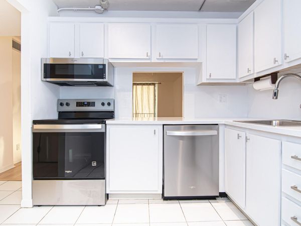 1800 N Andrews Avenue, Unit 3i, Fort Lauderdale, FL 33311