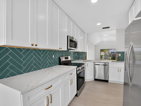 4398 NE 5th Avenue, Boca Raton, FL 33431