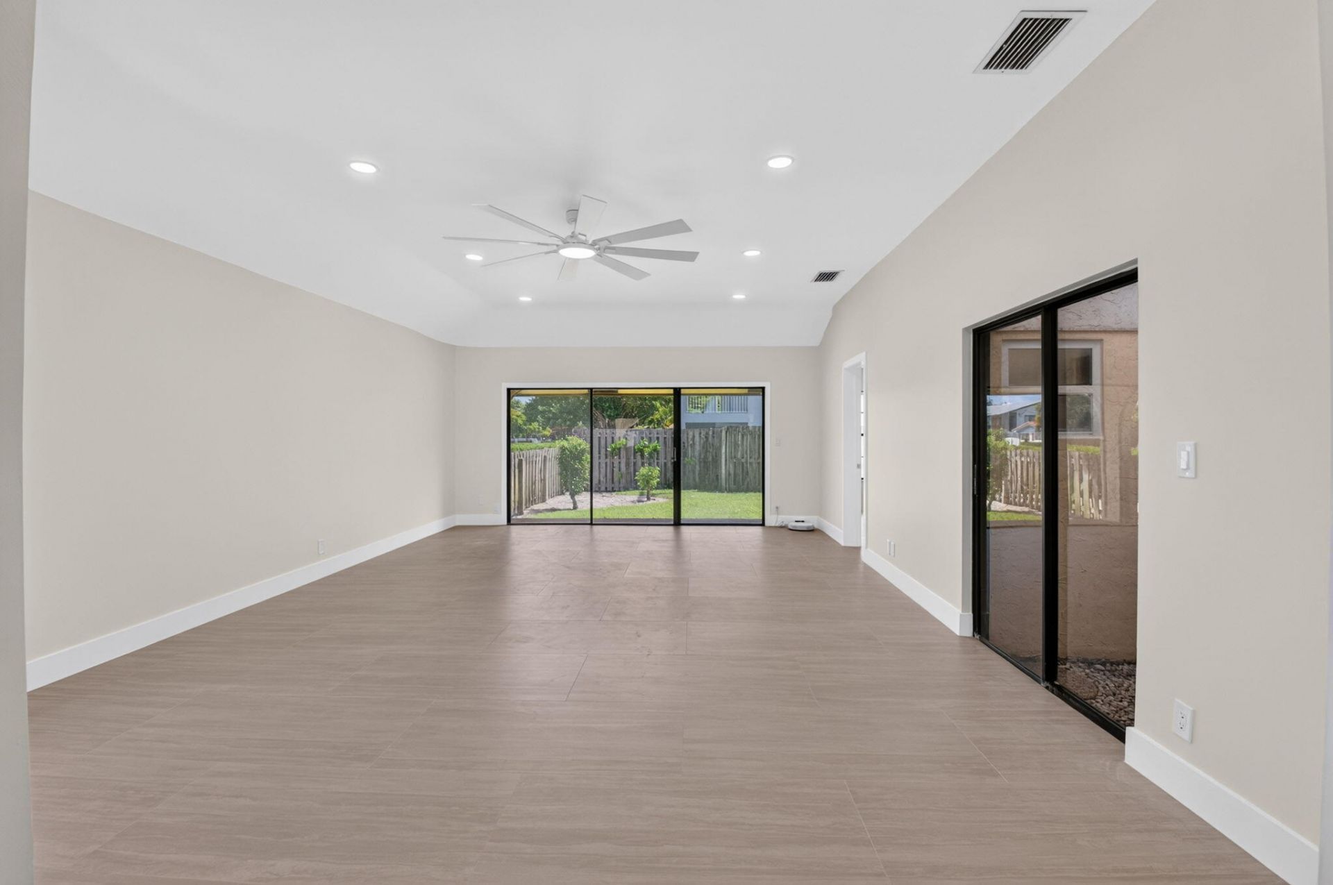 4398 NE 5th Avenue, Boca Raton, FL 33431 Photo