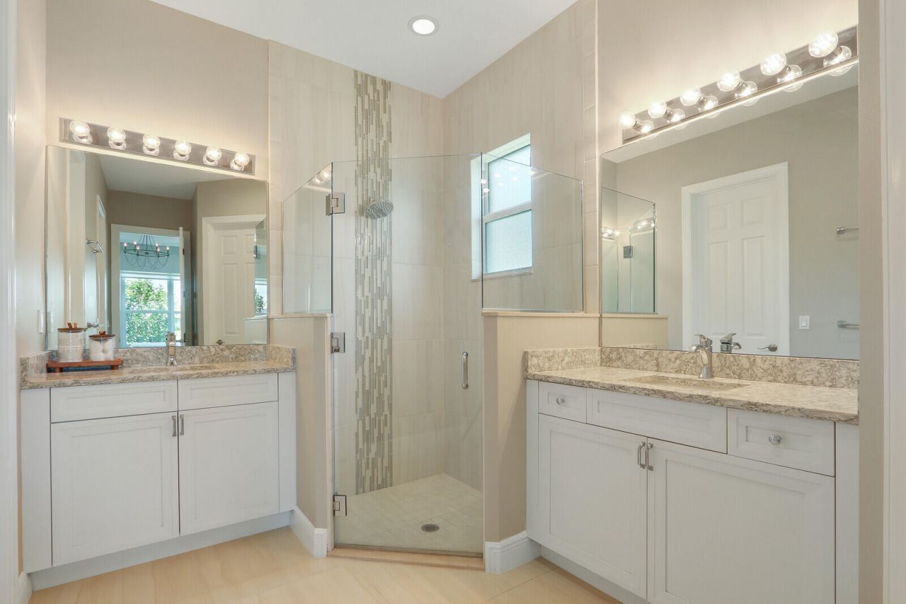 8942 SW Pepoli Way, Port Saint Lucie, FL 34987 Photo