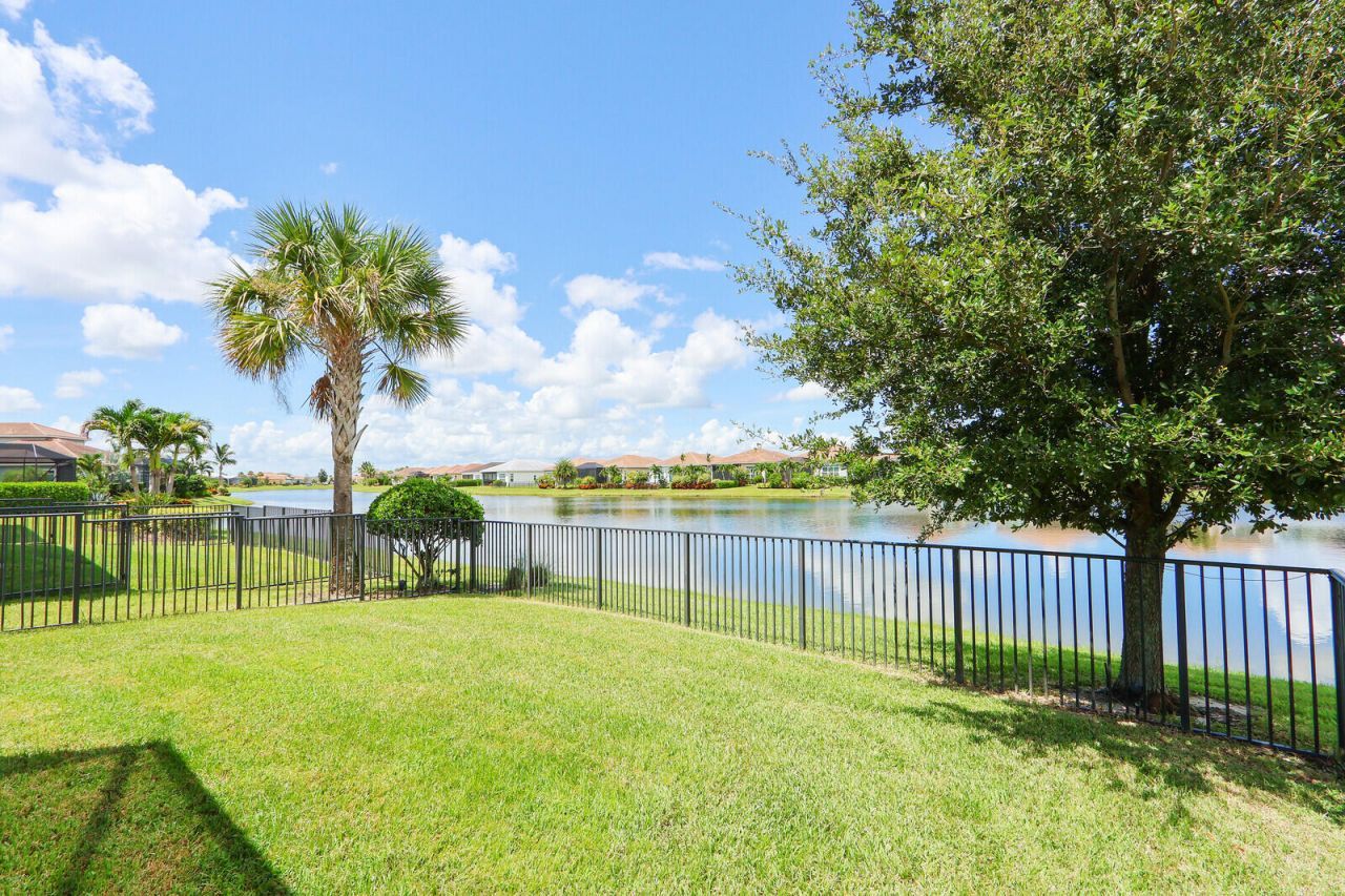 8942 SW Pepoli Way, Port Saint Lucie, FL 34987 Photo