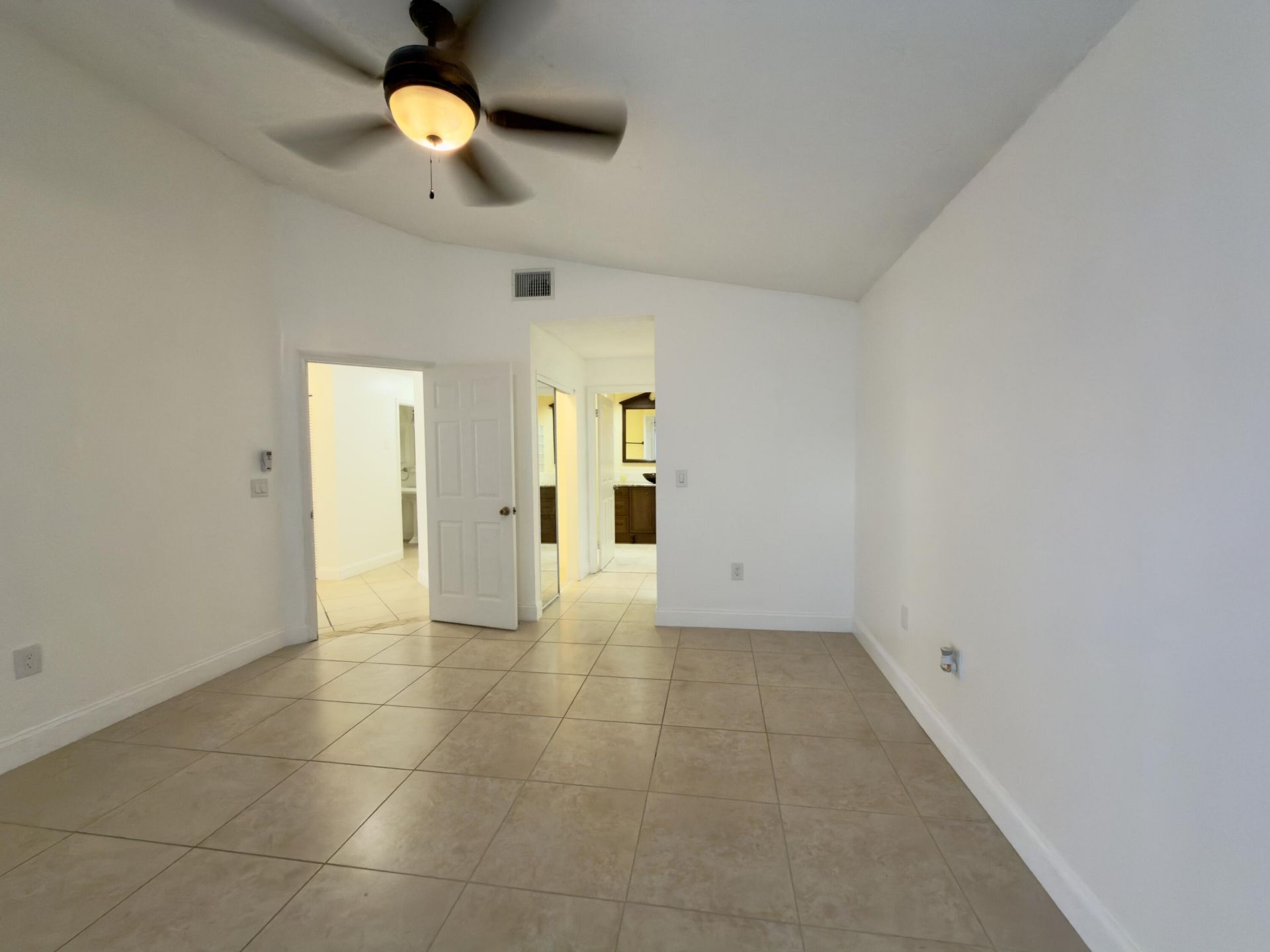 3154 NW 72nd Avenue, Margate, FL 33063 Photo