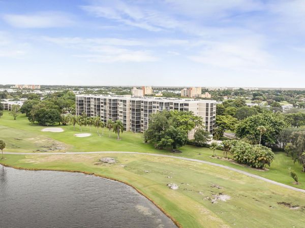 16300 GOLF CLUB Road, Unit 212, Weston, FL 33326