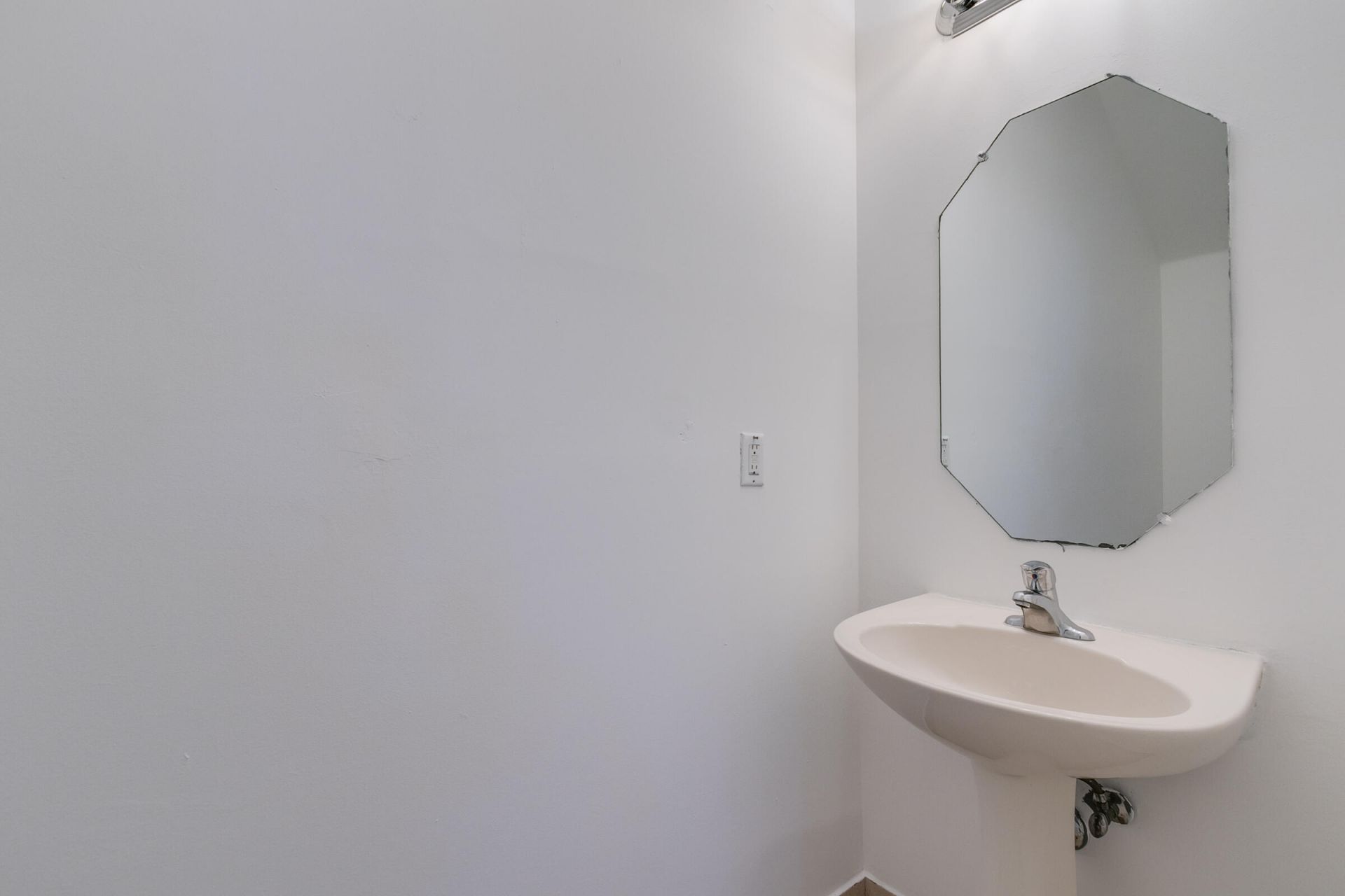 2830 SW 82nd Avenue, Unit 102, Miramar, FL 33025 Photo