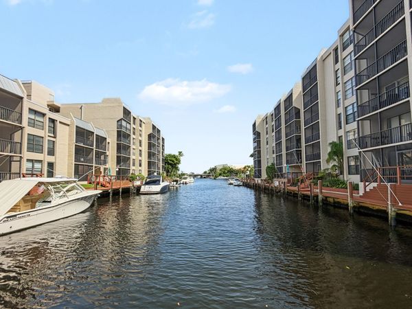 9 Royal Palm Way, Unit 3060, Boca Raton, FL 33432