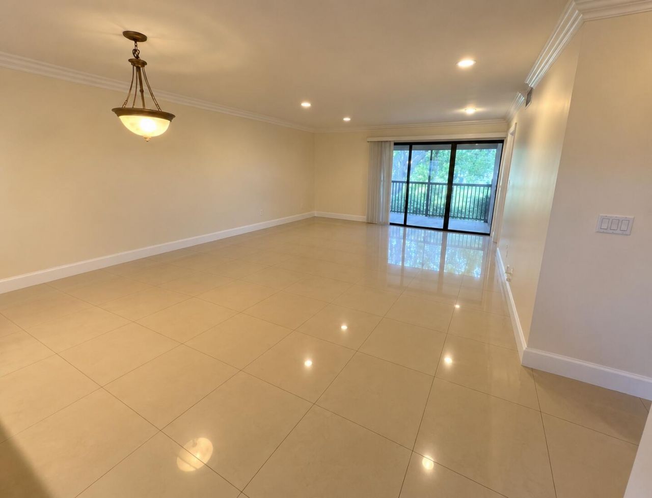 1440 NW 45th Street, Unit B8, Deerfield Beach, FL 33064 Photo