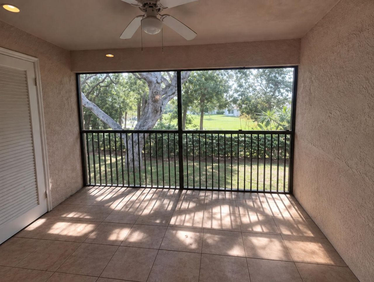 1440 NW 45th Street, Unit B8, Deerfield Beach, FL 33064 Photo