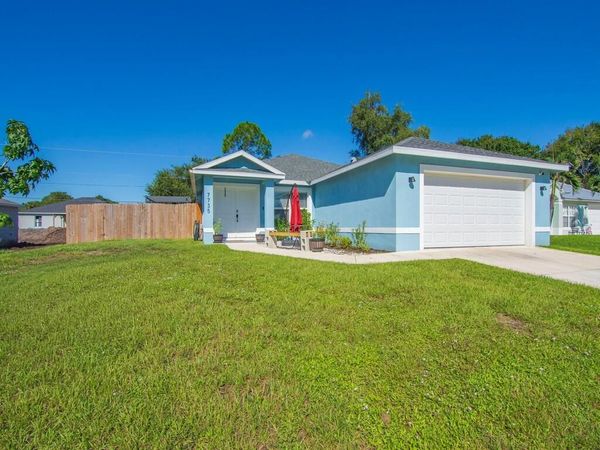 7735 101ST Court, Vero Beach, FL 32967