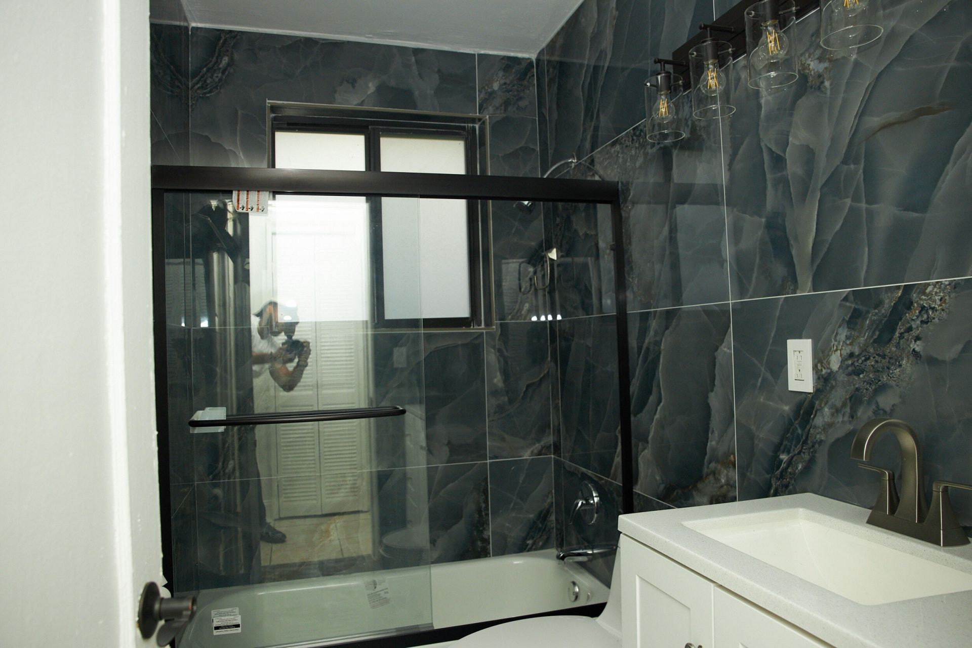 25 NE 43rd Street, Miami, FL 33137 Photo