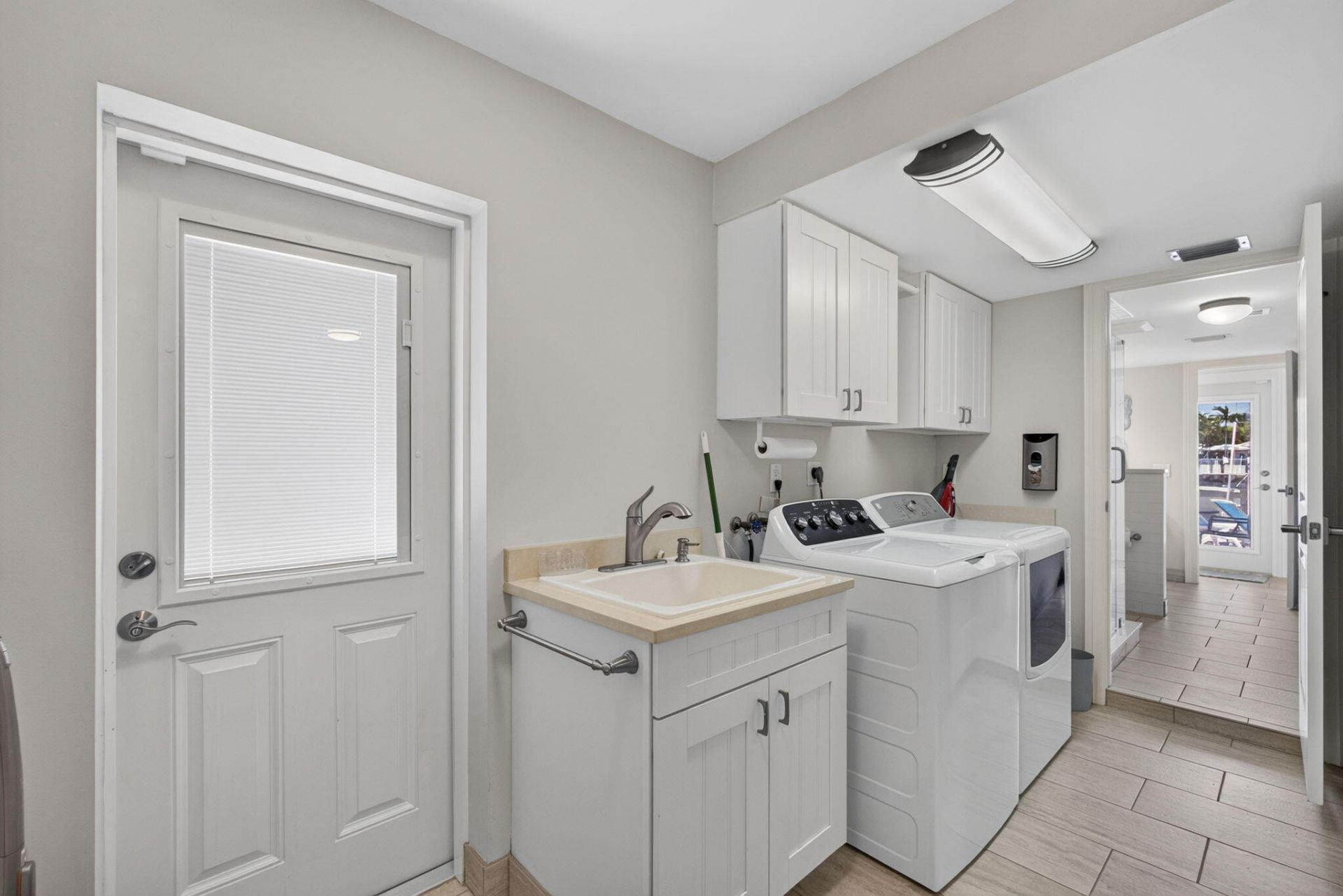1180 Singer Drive, Riviera Beach, FL 33404 Photo