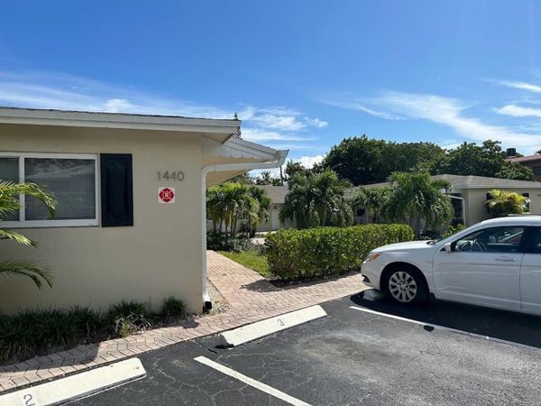 1440 Miami Road, Unit 6, Fort Lauderdale, FL 33316
