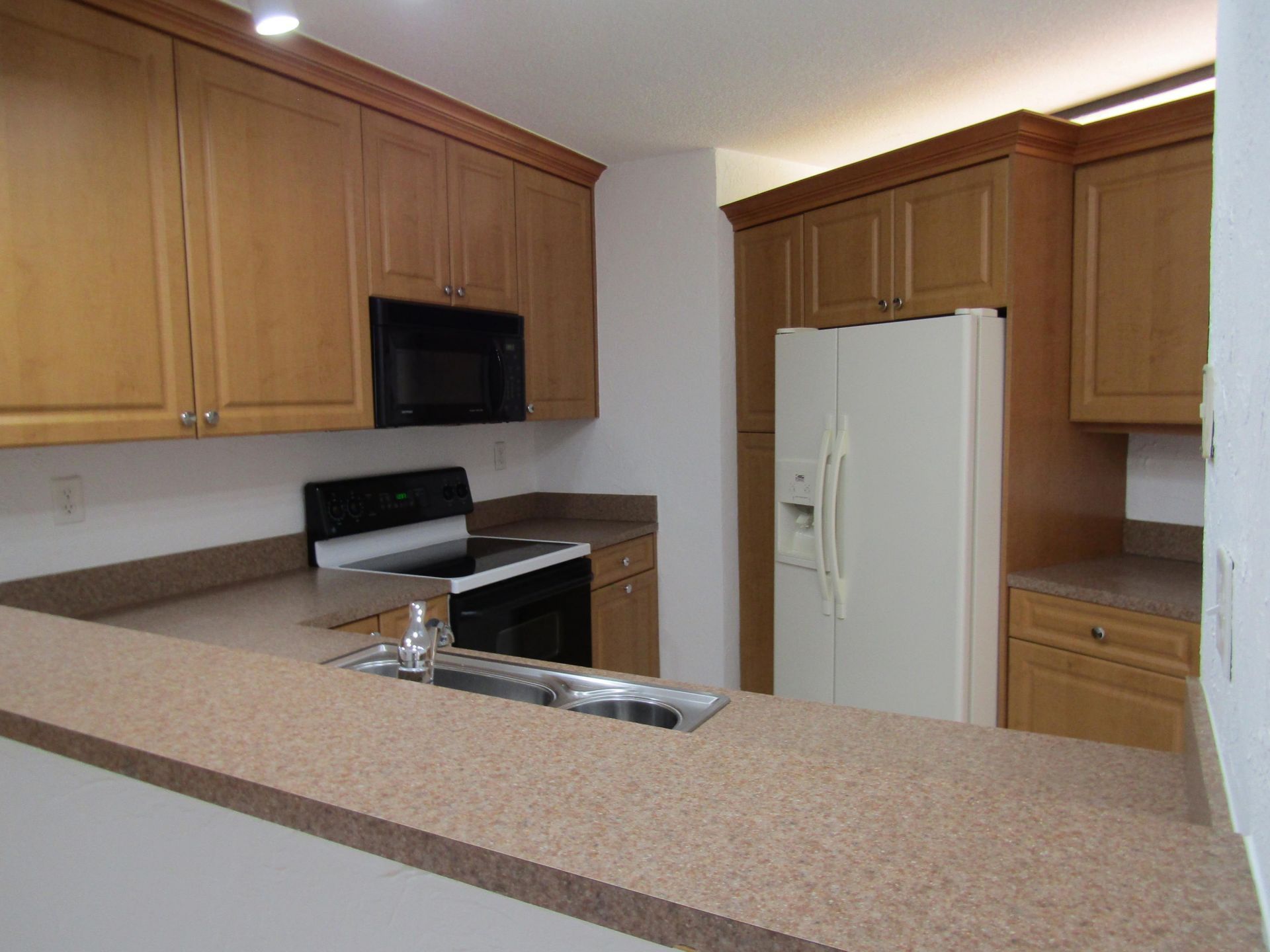 8345 Trent Court, Unit A, Boca Raton, FL 33433 Photo