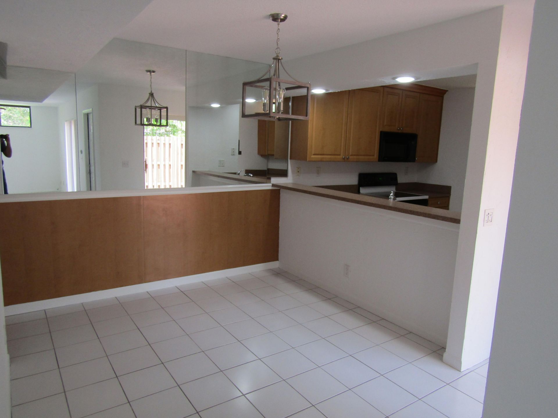 8345 Trent Court, Unit A, Boca Raton, FL 33433 Photo