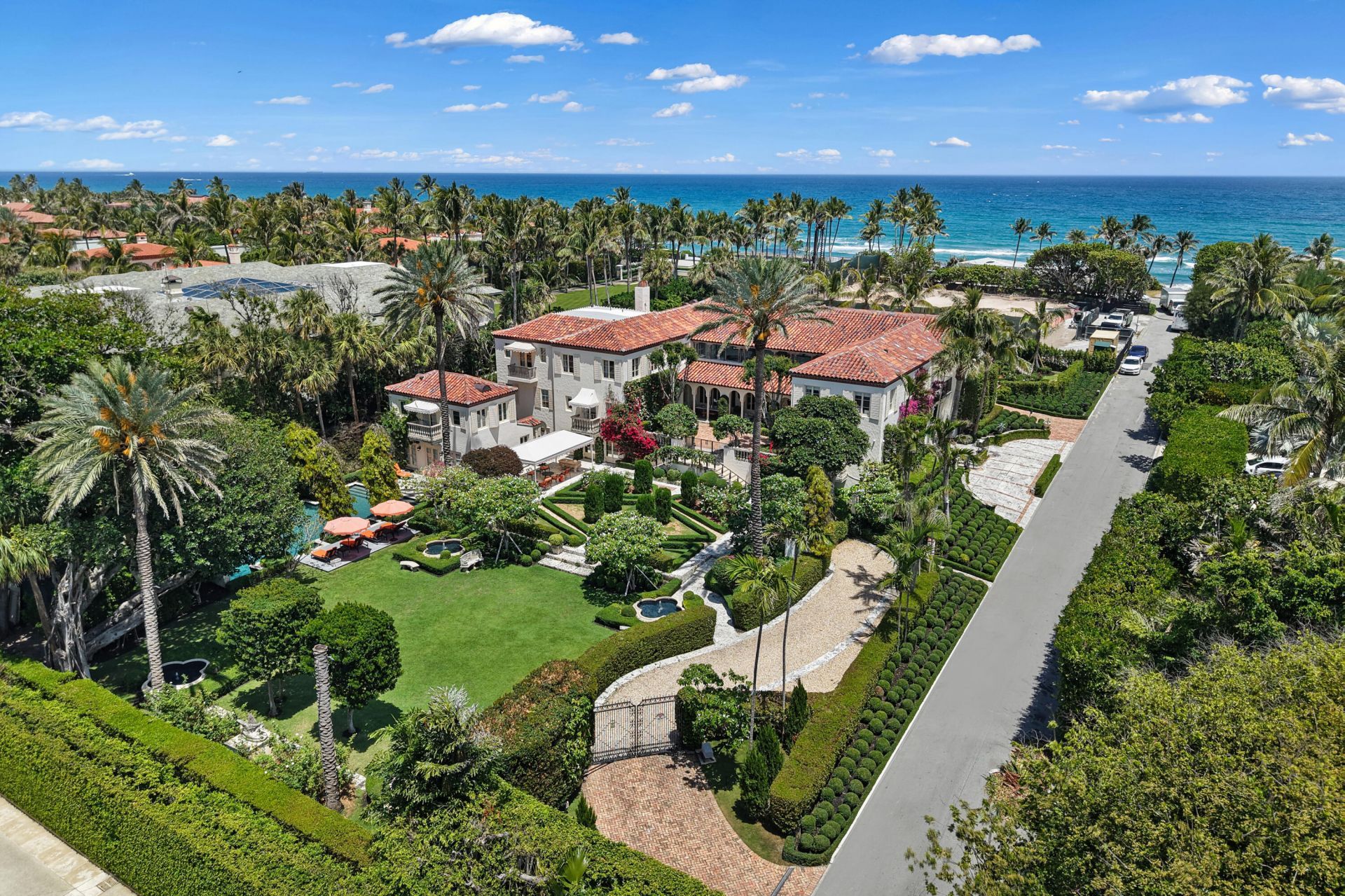 111 Via Del Lago, Palm Beach, FL 33480 Photo