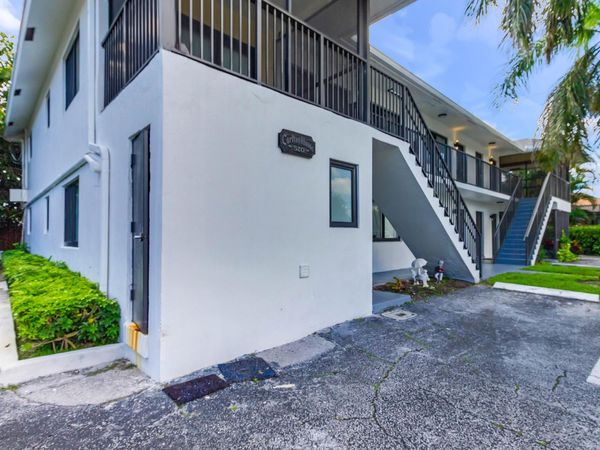 520 NE 45TH Street, Unit 4, Boca Raton, FL 33431