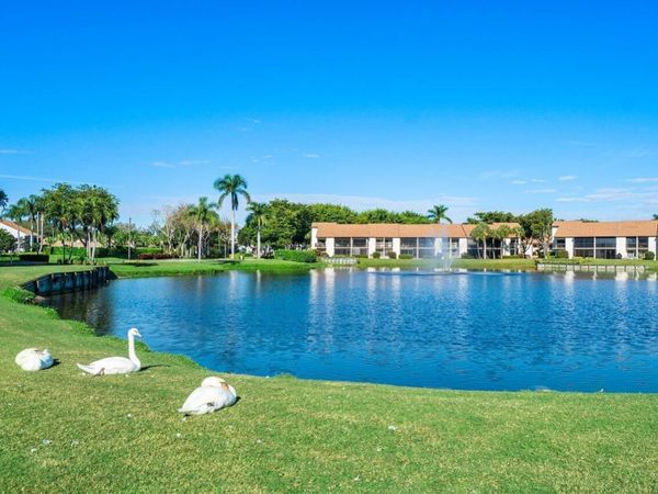 5355 10th Fairway Drive, Unit 2, Delray Beach, FL 33484
