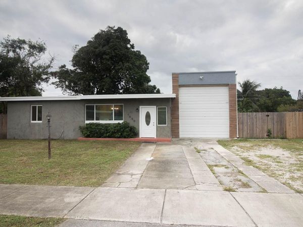 1650 NE 44TH Street, Pompano Beach, FL 33064
