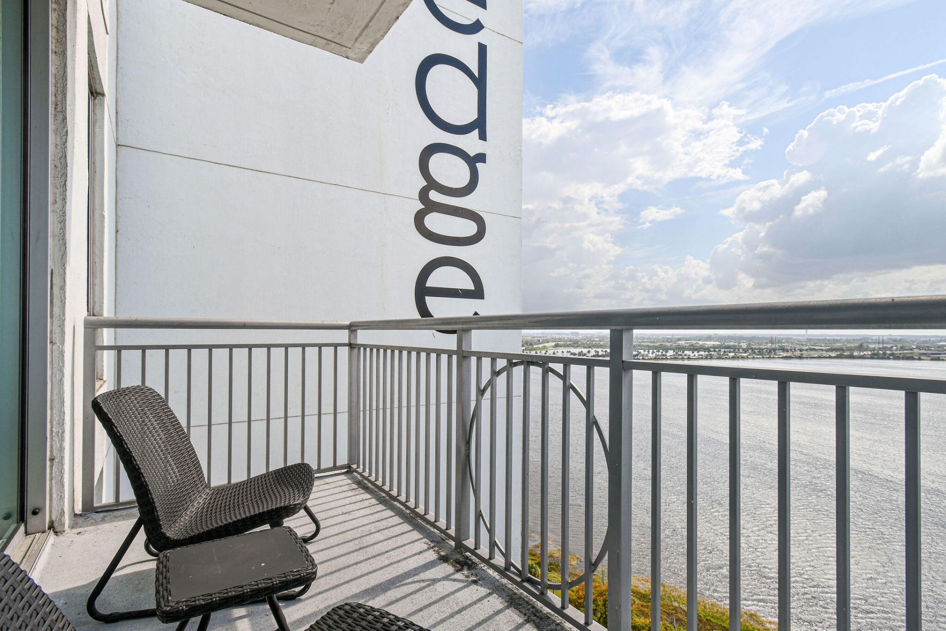 300 S Australian Avenue, Unit 1512, West Palm Beach, FL 33401 Photo