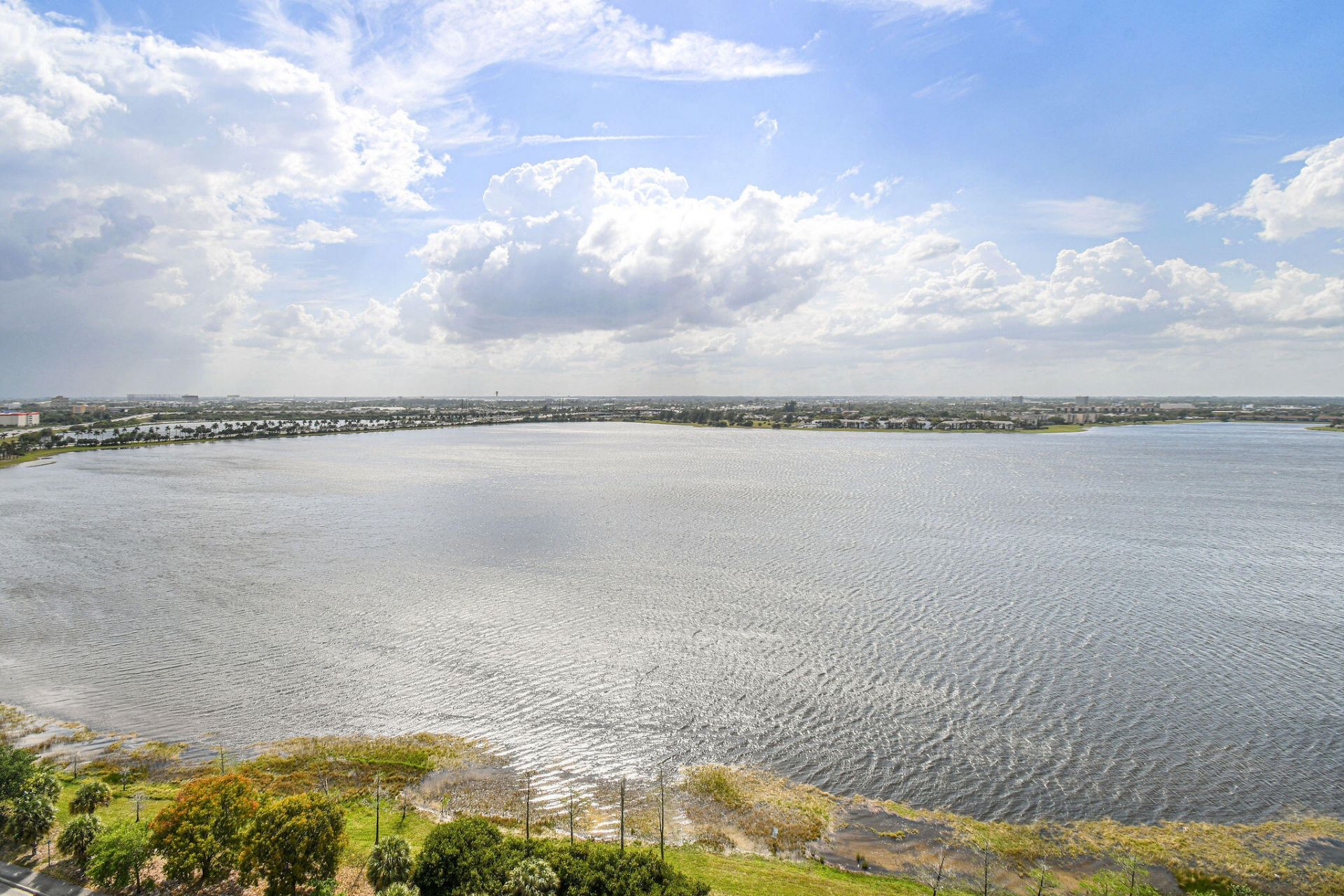 300 S Australian Avenue, Unit 1512, West Palm Beach, FL 33401 Photo