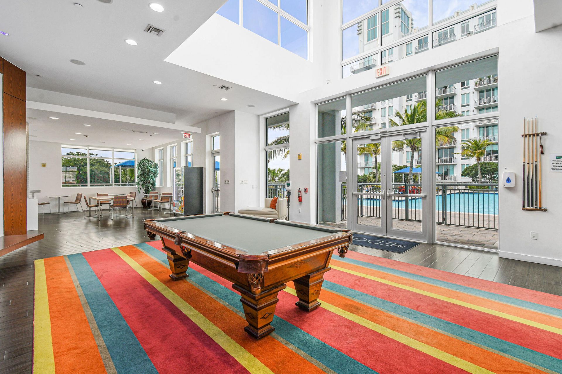 300 S Australian Avenue, Unit 1512, West Palm Beach, FL 33401 Photo