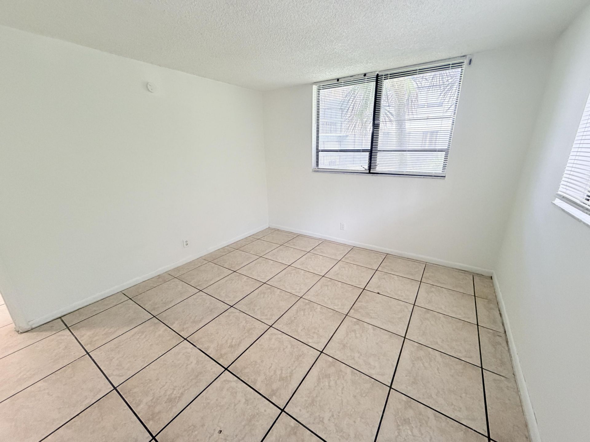 1720 N Congress Avenue, Unit 205, West Palm Beach, FL 33401 Photo