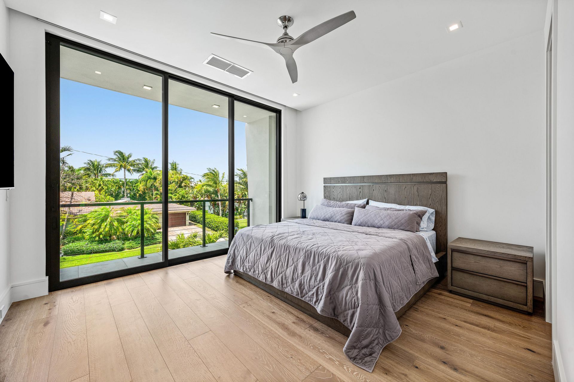 326 NE Wavecrest Way, Boca Raton, FL 33432 Photo