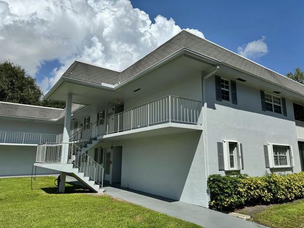 10193 N MILITARY Trail, Unit 208, Palm Beach Gardens, FL 33410