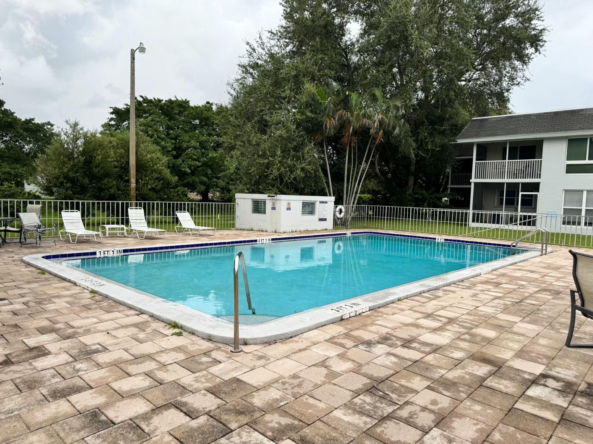 10193 N Military Trail, Unit 208, Palm Beach Gardens, FL 33410 Photo