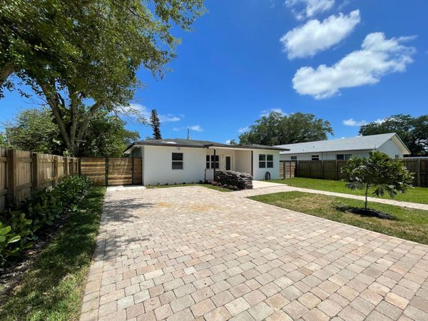1564 SW 28th Terrace, Unit 1564, Fort Lauderdale, FL 33312