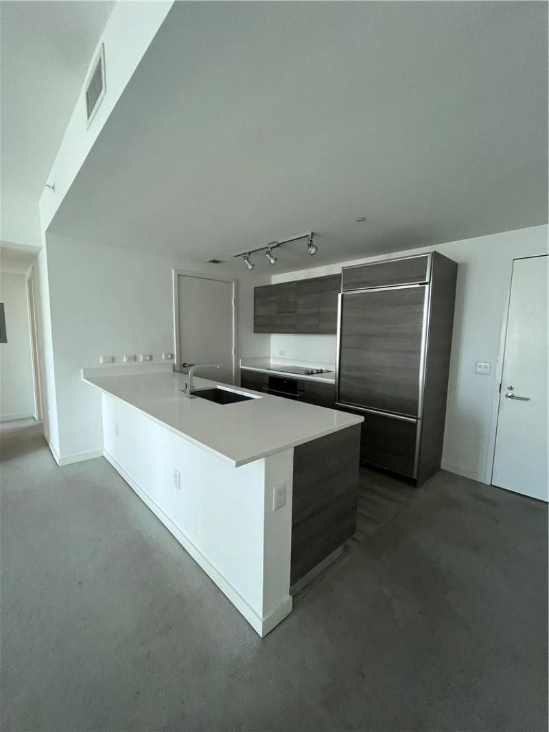 1100 S Miami Avenue, Unit 2204, Miami, FL 33130 Photo