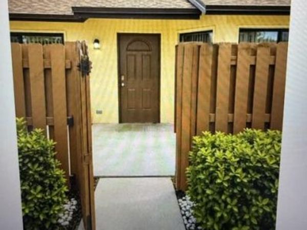 223 SPRINGDALE Circle, Palm Springs, FL 33461