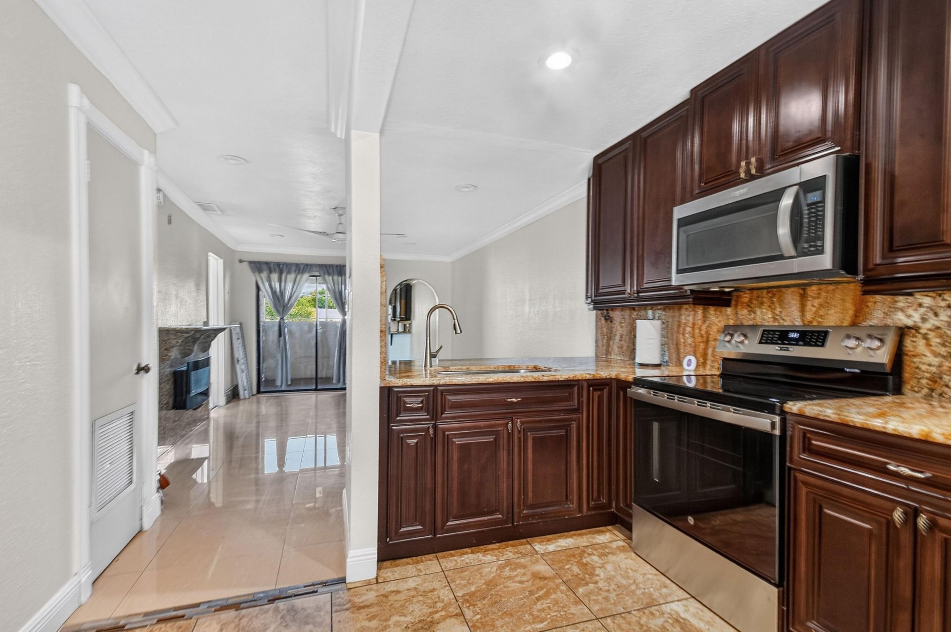 617 Ixoria Avenue, Unit 23, Fort Pierce, FL 34982 Photo