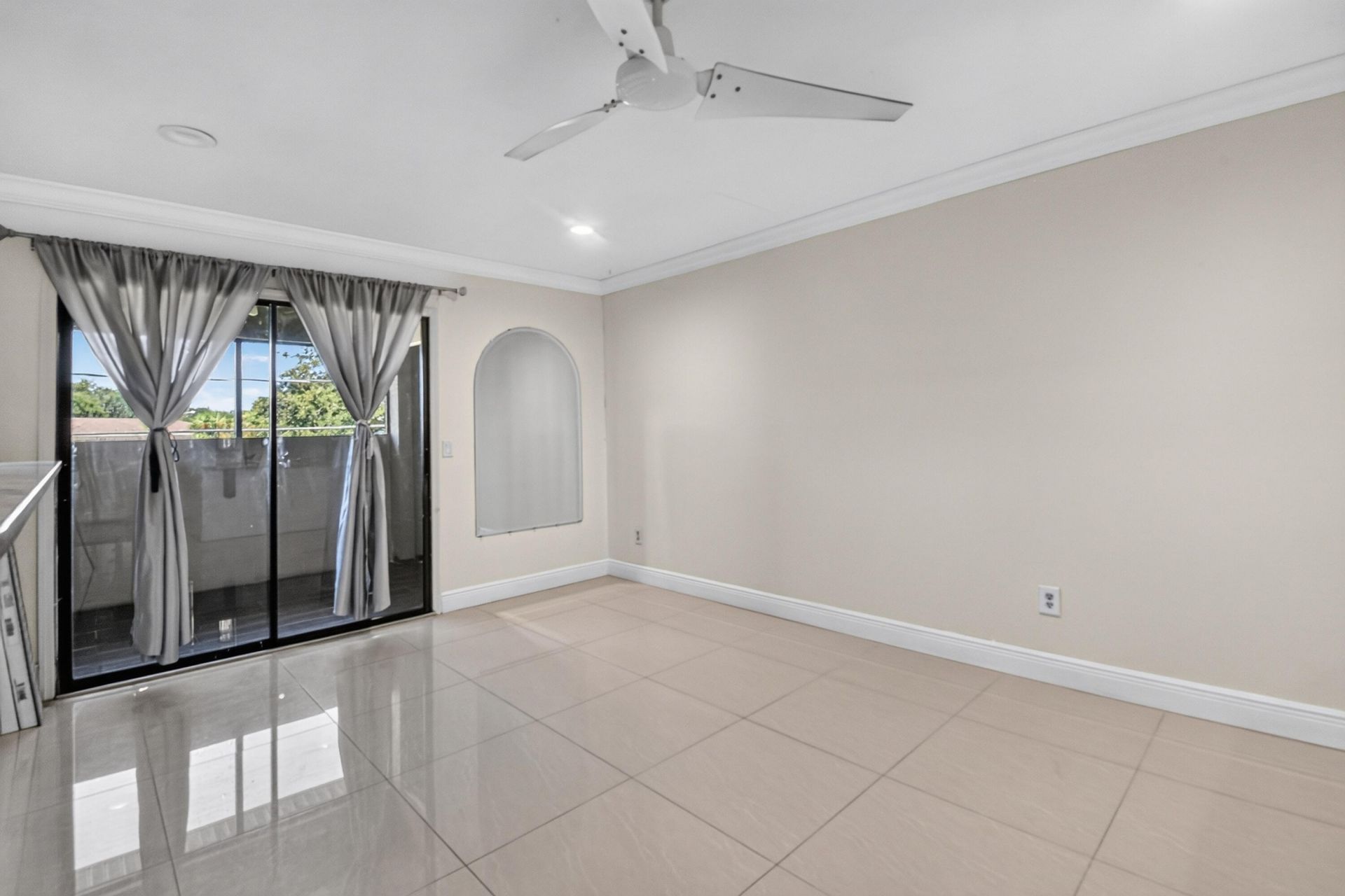 617 Ixoria Avenue, Unit 23, Fort Pierce, FL 34982 Photo