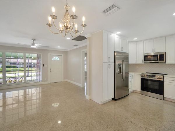 917 SE 15th Court, Deerfield Beach, FL 33441